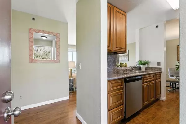 Hayward, CA 94544,715 Heath CT #388