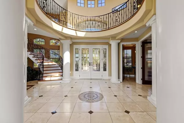 Aptos, CA 95003,122 Zanzibar DR