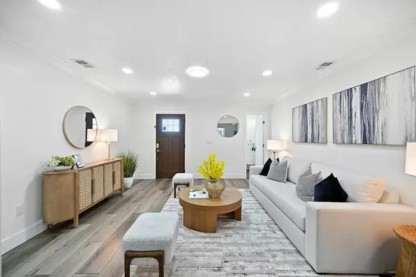 San Mateo, CA 94401,1504 York AVE