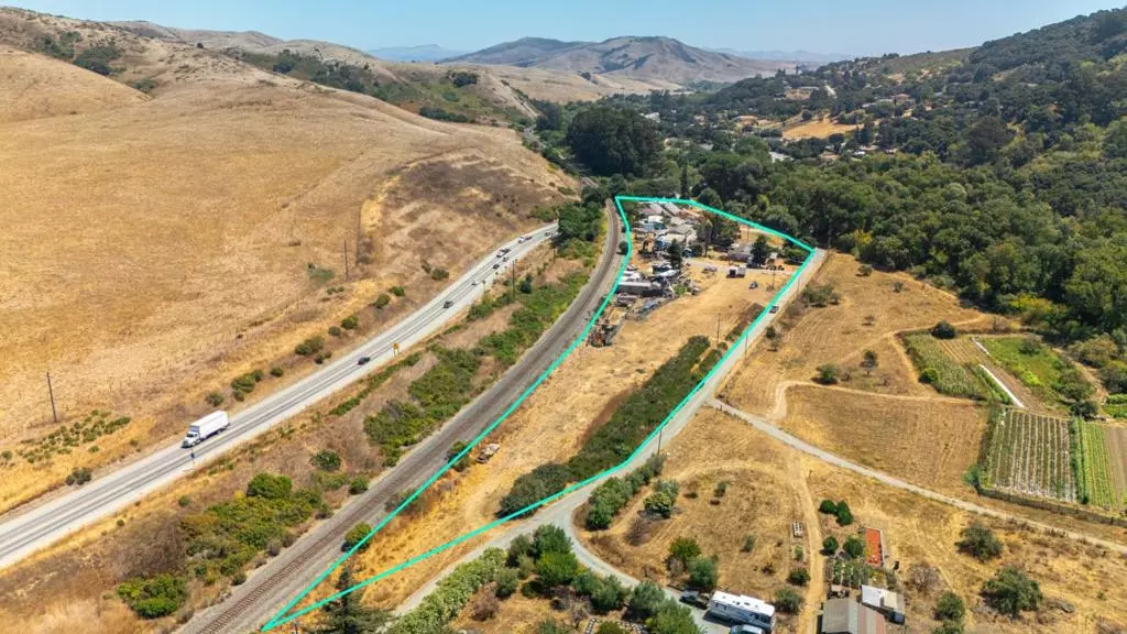 Watsonville, CA 95076,250 Old Chittenden RD