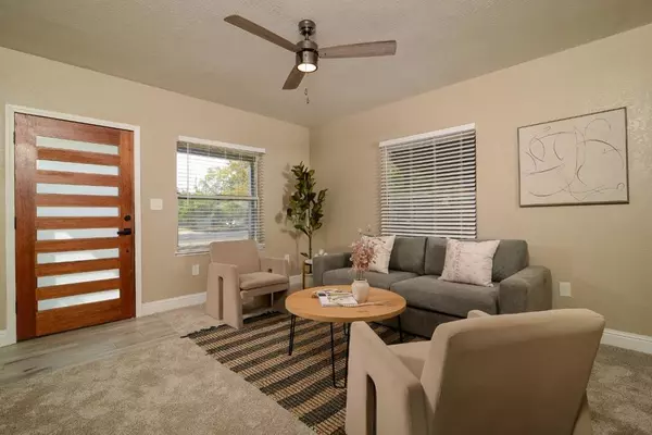 Sacramento, CA 95820,5359 14th AVE