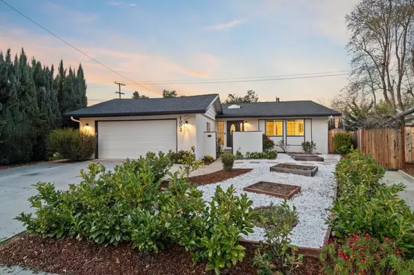 1002 Oaktree DR, San Jose, CA 95129