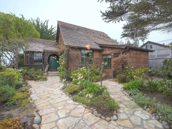 2381 San Antonio AVE, Carmel, CA 93923