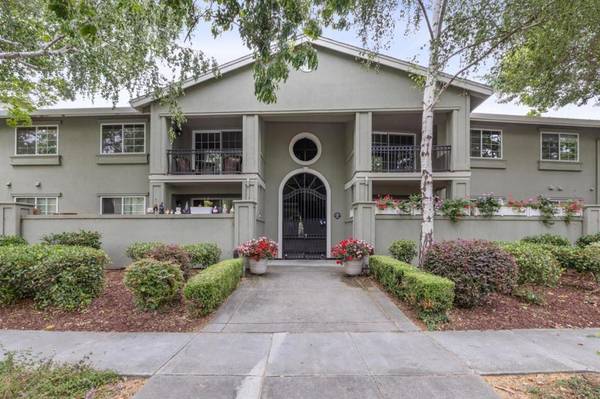 20 Willow RD #45, Menlo Park, CA 94025