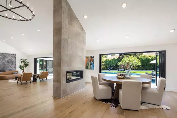 Hillsborough, CA 94010,588 Craig RD