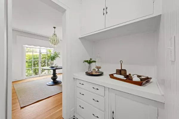 Gilroy, CA 95020,286 5th ST