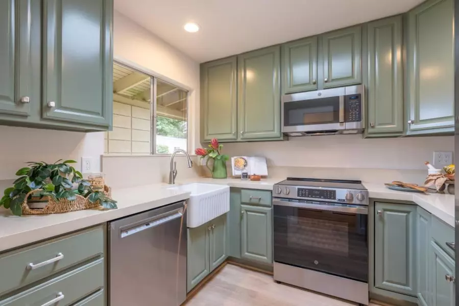 192 Hacienda Carmel, Carmel, CA 93923