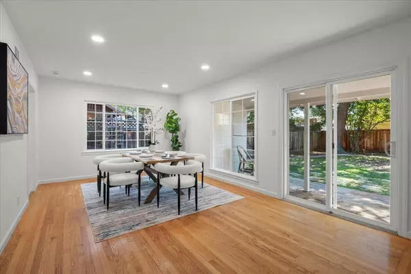 Palo Alto, CA 94306,3888 Magnolia DR