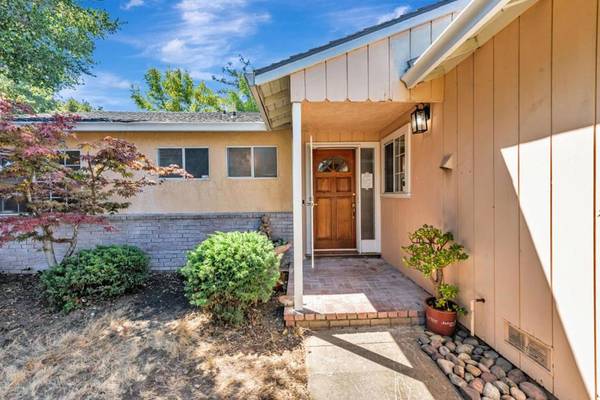 24505 2nd ST, Hayward, CA 94541
