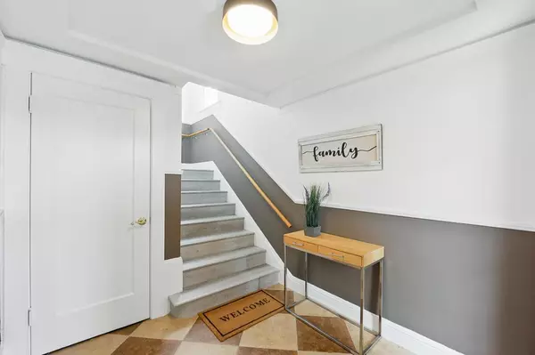 Daly City, CA 94014,138 W Market ST