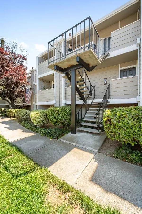 San Jose, CA 95110,316 Stonegate CIR