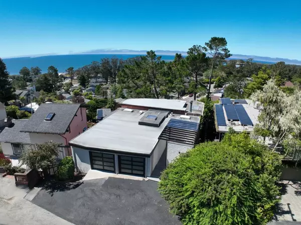 El Granada, CA 94018,970 Columbus ST