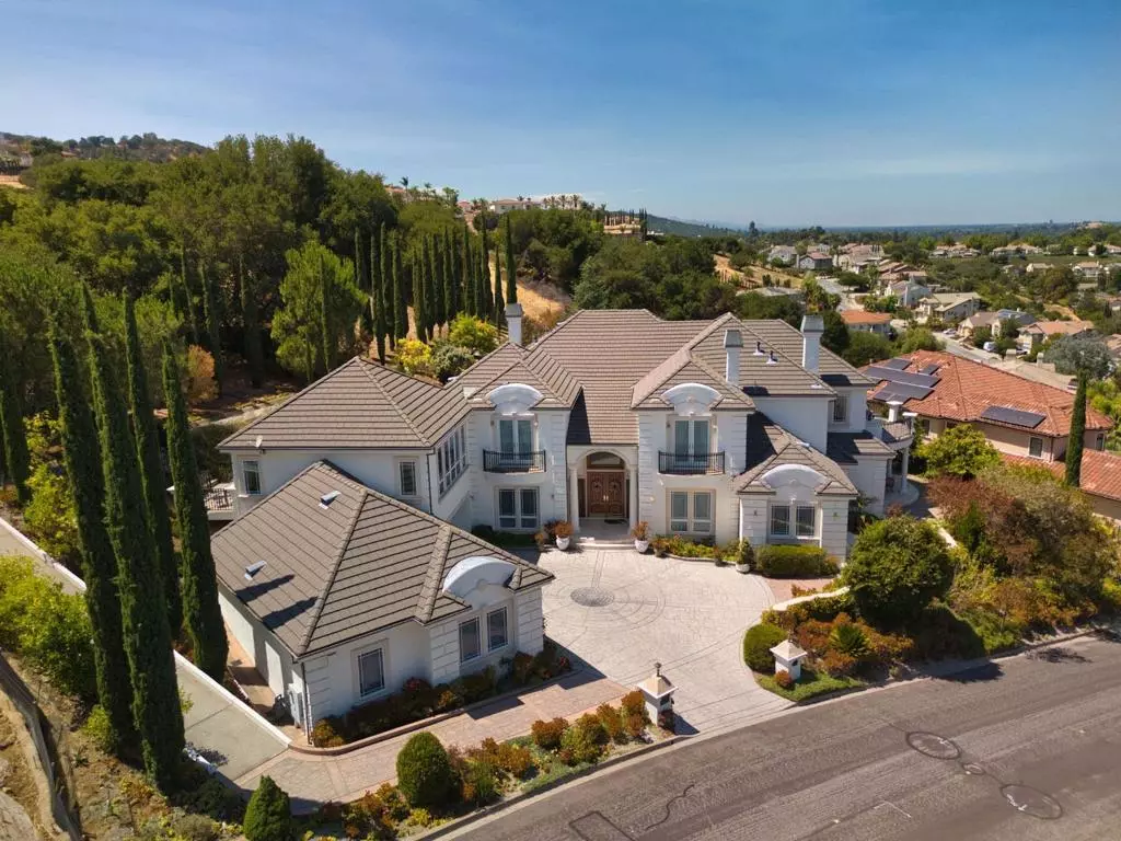 San Jose, CA 95120,7003 Hollow Lake WAY