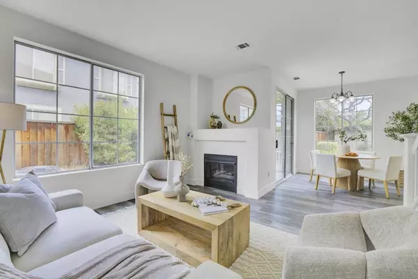 Milpitas, CA 95035,7 Crystal CT