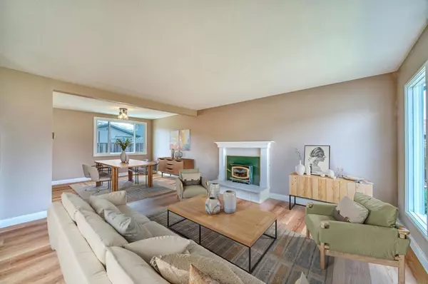 Pacifica, CA 94044,820 Linda Mar BLVD