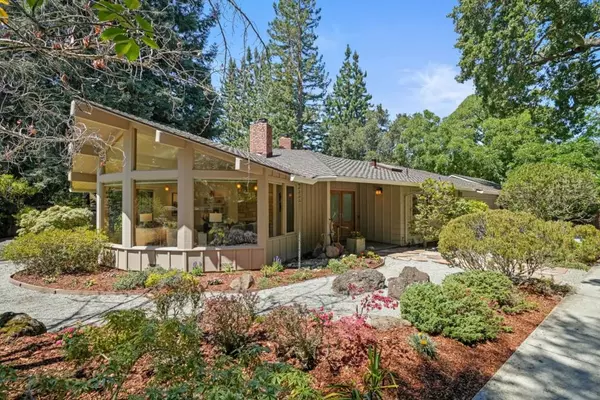 89 Fair Oaks LN, Atherton, CA 94027