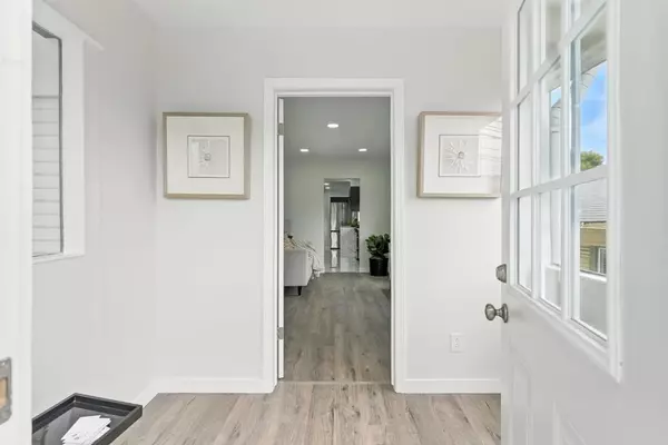 San Francisco, CA 94112,230 Rhine ST