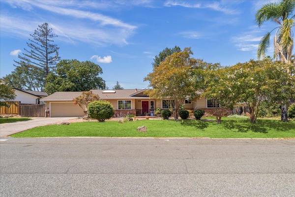 20211 Argonaut DR, Saratoga, CA 95070