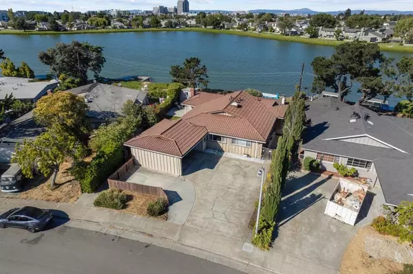 1567 Lago ST, San Mateo, CA 94403