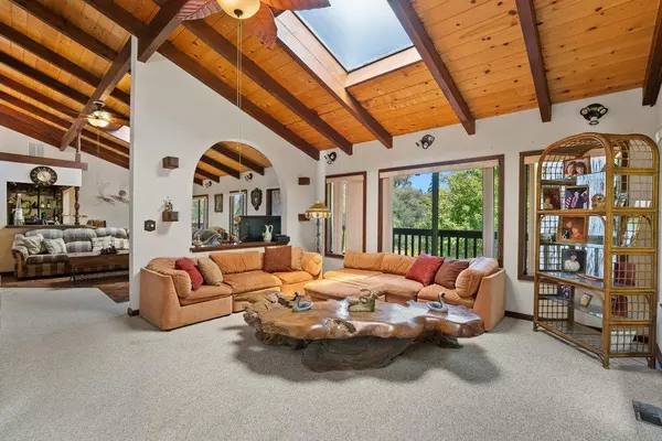 Santa Cruz, CA 95060,1239 La Madrona DR