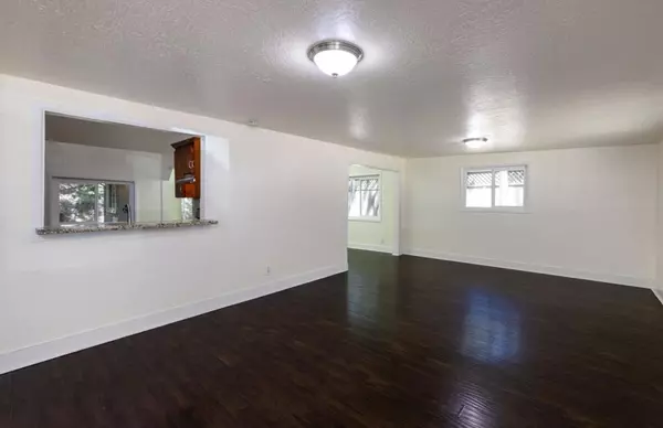 Boulder Creek, CA 95006,152 Lorenzo LN