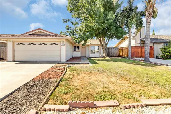 1201 Wilma DR, Hollister, CA 95023