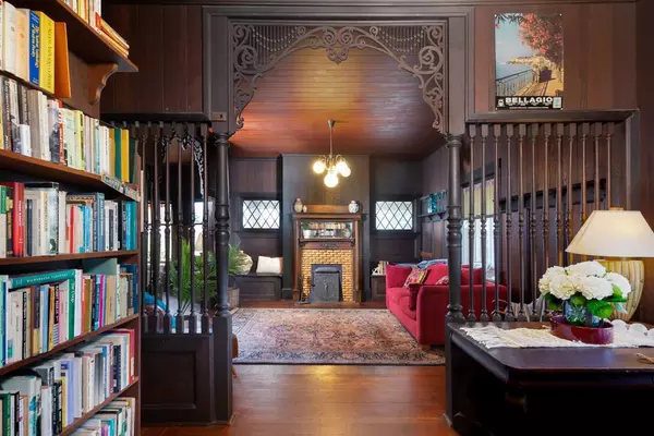 Santa Cruz, CA 95062,21130 E Cliff DR