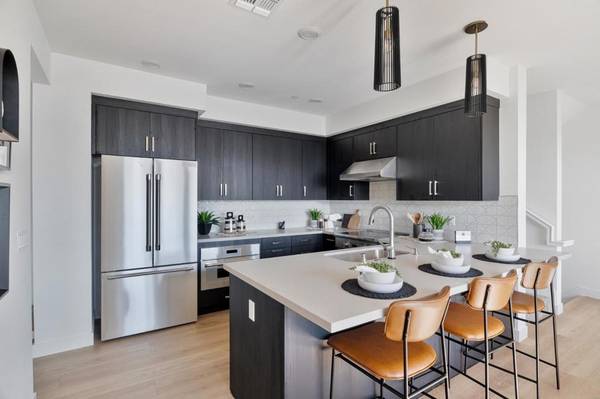 1303 Besra TER #5, Sunnyvale, CA 94087