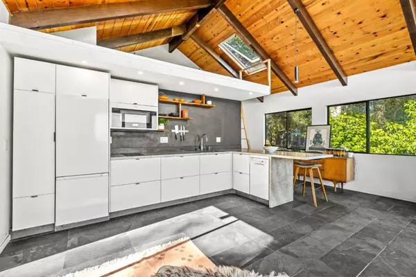 Corralitos, CA 95076,579 San Juan