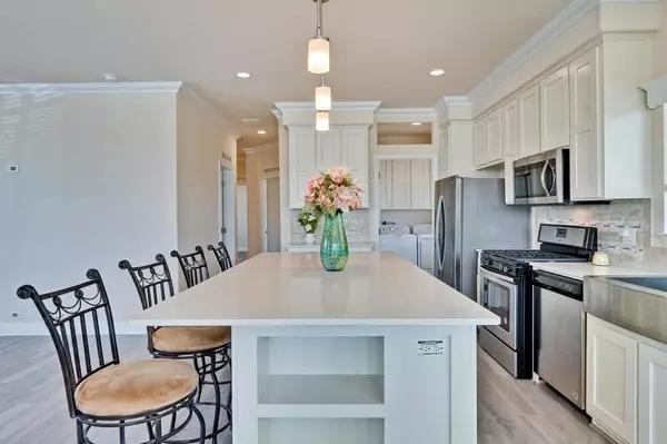 Sunnyvale, CA 94089,1225 Vienna DR