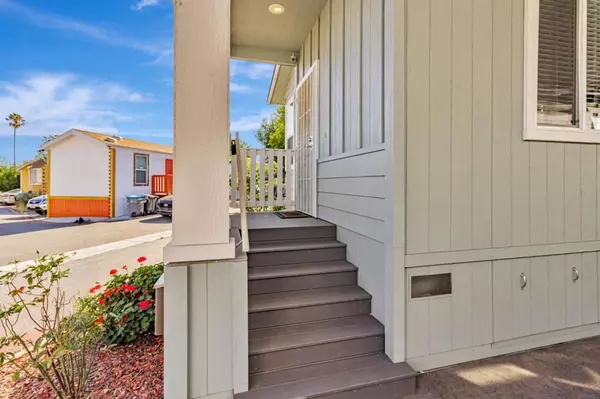 Mountain View, CA 94043,440 Moffet BLVD