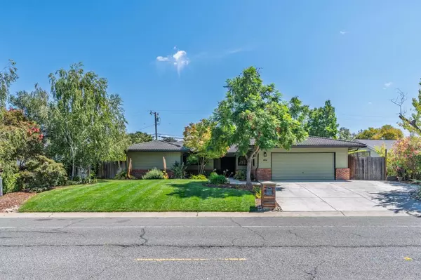1981 Newcastle DR, Los Altos, CA 94024