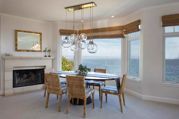 Capitola, CA 95010,4840 Cliff DR