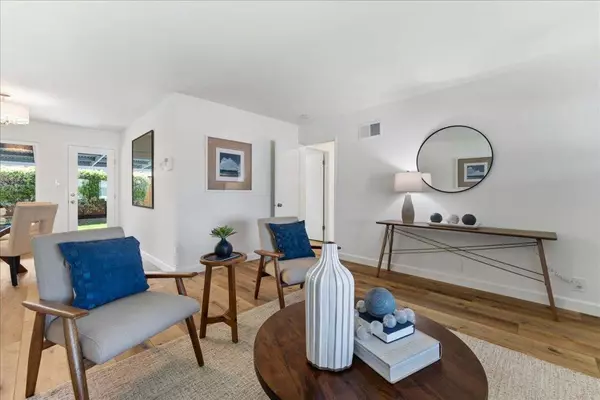 Santa Clara, CA 95050,323 N Cypress AVE