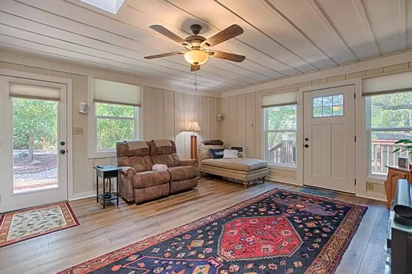Mount Hermon, CA 95041,40 Pine AVE