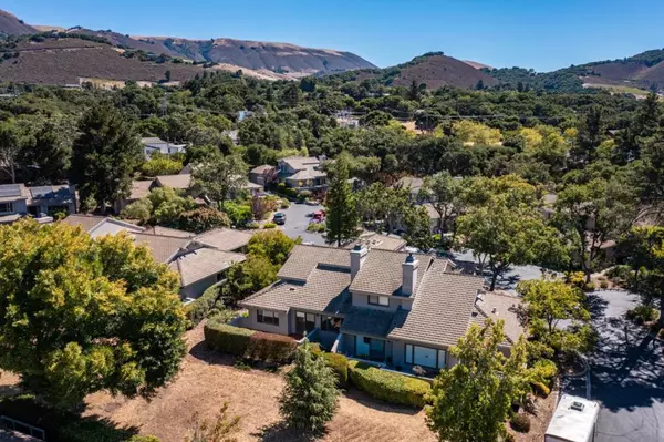 Carmel Valley, CA 93924,135 White Oaks LN