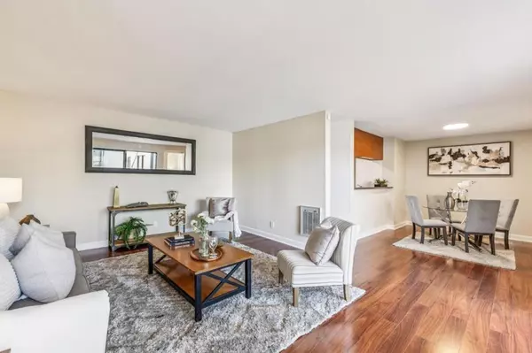 South San Francisco, CA 94080,1 Appian WAY #705-1