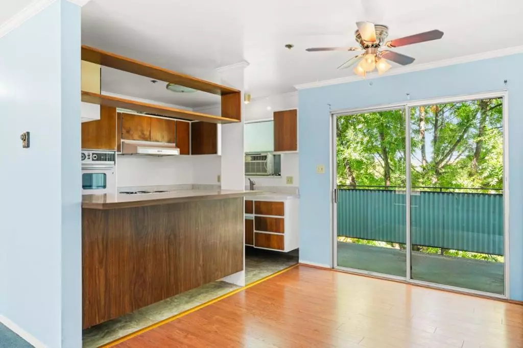 Redwood City, CA 94062,464 Clinton ST #309