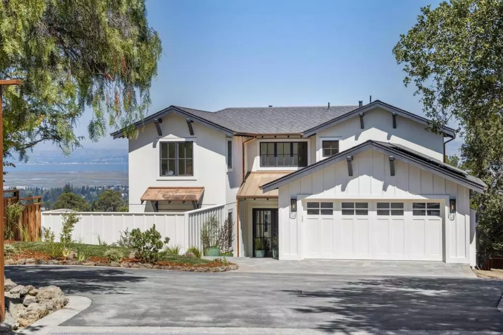 Redwood City, CA 94062,717 Vernal WAY