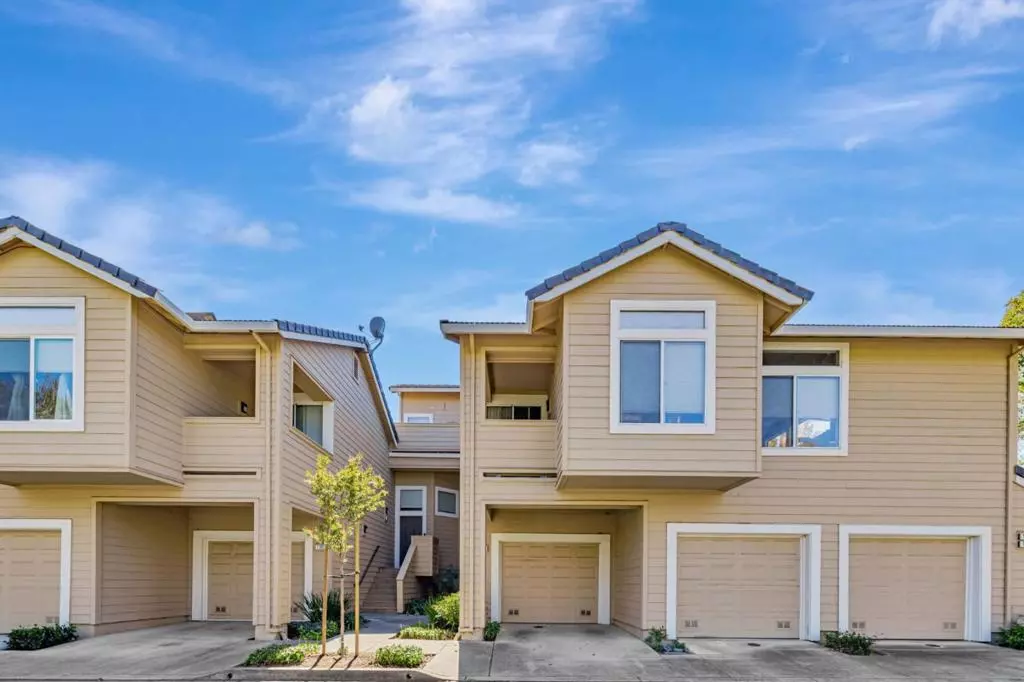 Fremont, CA 94555,5220 Fairbanks