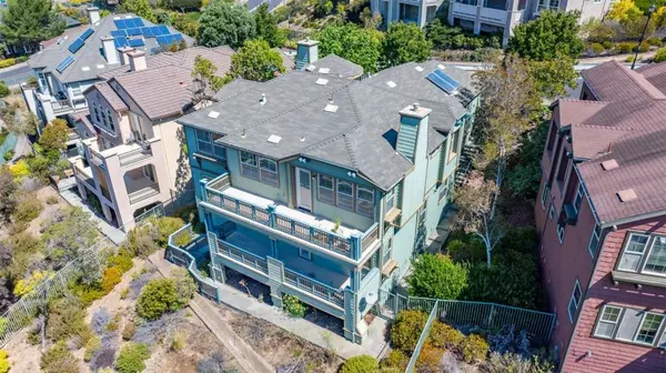 Brisbane, CA 94005,39 Lupine Valley CT