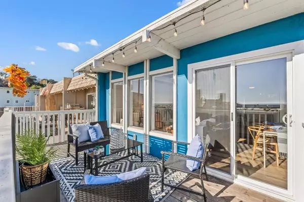 Aptos, CA 95003,118 Marina AVE