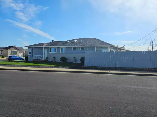 Daly City, CA 94015,85 Northridge DR