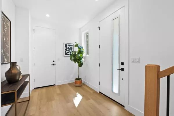 Mountain View, CA 94043,Sierra Vista AVE