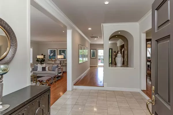 Monte Sereno, CA 95030,16000 Greenwood RD