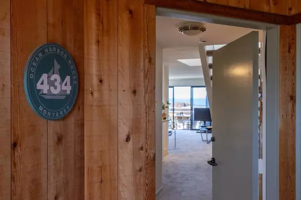 Monterey, CA 93940,125 Surf WAY #434