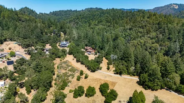 Boulder Creek, CA 95006,450 Hawk Ridge RD