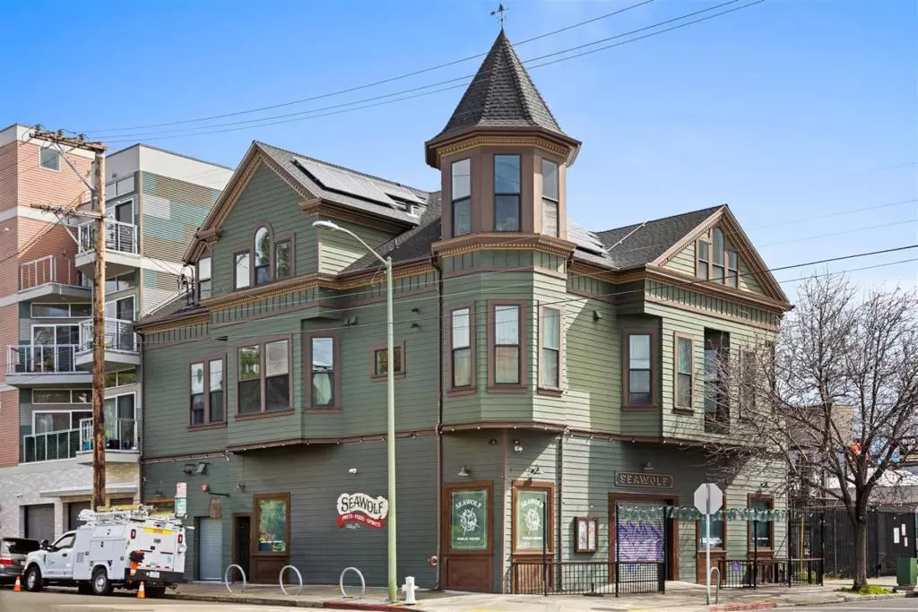 Oakland, CA 94607,350 4th ST