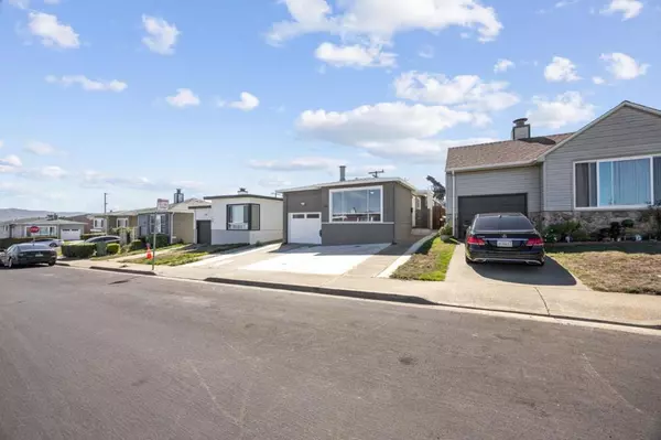 Daly City, CA 94015,88 Menlo AVE