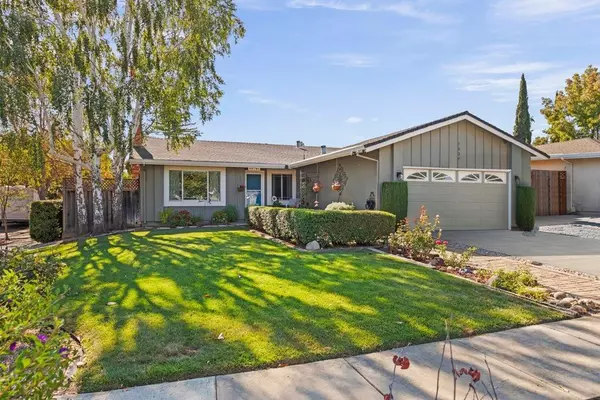 Gilroy, CA 95020,7330 Wren AVE